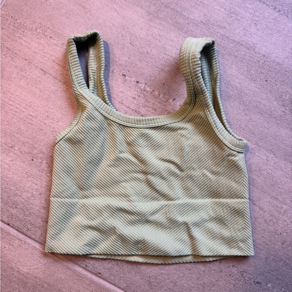 Sky and Sparrow Ribbed Green Crop Top - Picture 4 of 4